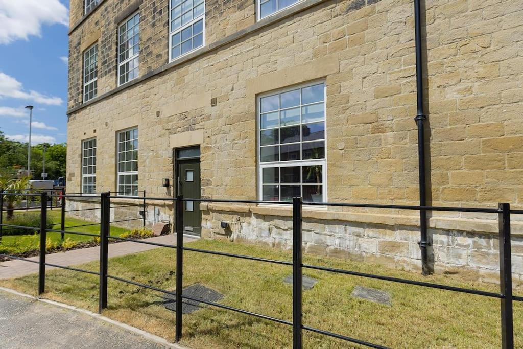 Bobbin Row - Grade 2 Listed Property With A Beautiful Design With Access To Leeds Leeds  Dış mekan fotoğraf