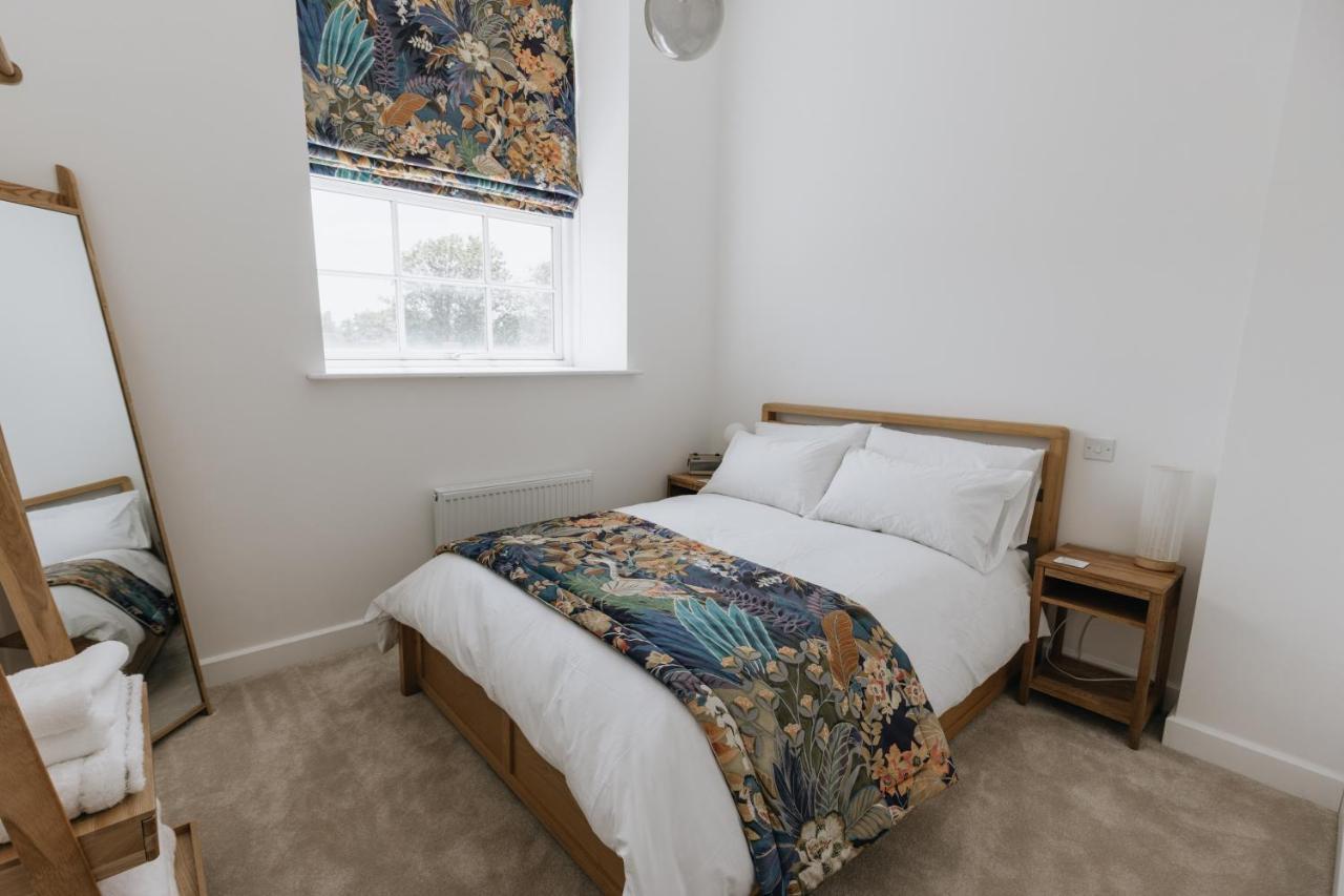Bobbin Row - Grade 2 Listed Property With A Beautiful Design With Access To Leeds Leeds  Dış mekan fotoğraf